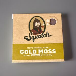 Dr. Squatch Gold Moss Men’s Natural Soap Zero Grit Earthy Oak